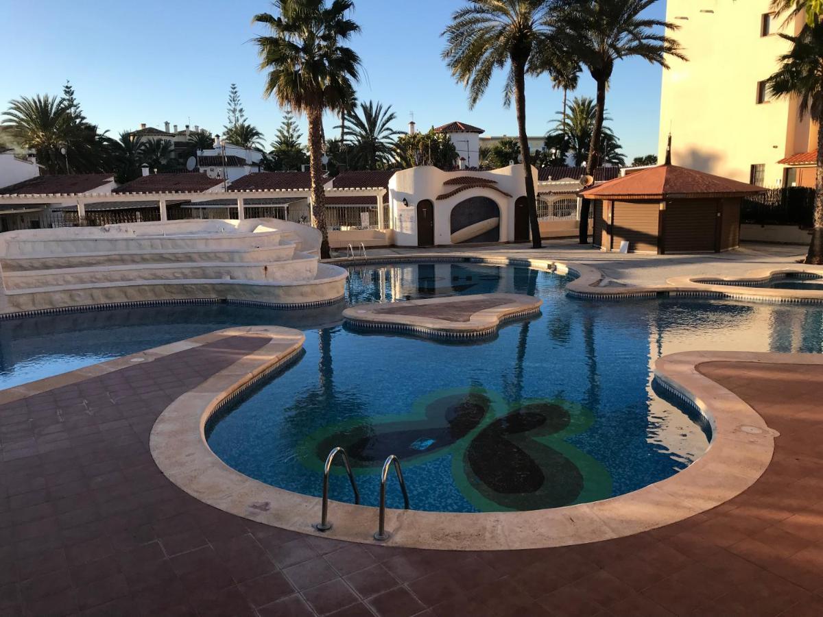 Estudio En Denia Con Piscina Y Wifi Privada, A 100 M Del Mar 外观 照片