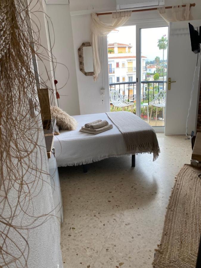 Estudio En Denia Con Piscina Y Wifi Privada, A 100 M Del Mar 外观 照片